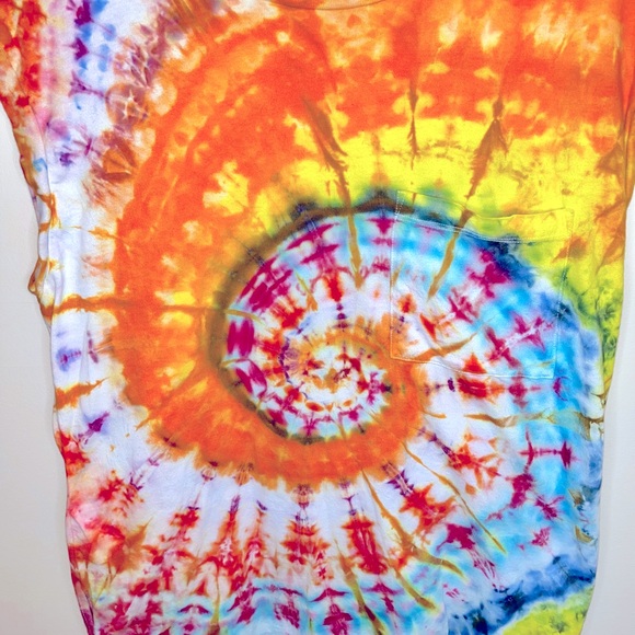 Custom Ice Dye Tie Dye Tank Top Size L - Picture 4 of 8